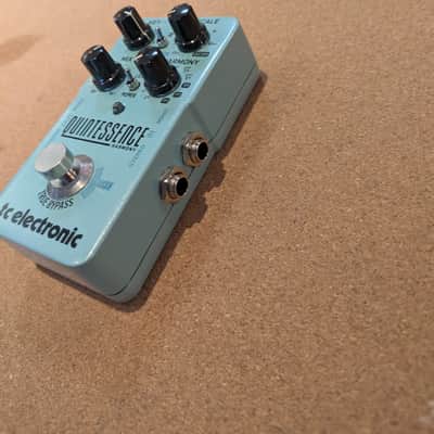 TC Electronic Quintessence Harmonizer 2017 - Present - Turquoise image 2