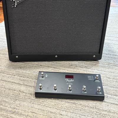 Fender Mustang GTX 100 2020 - Black image 1