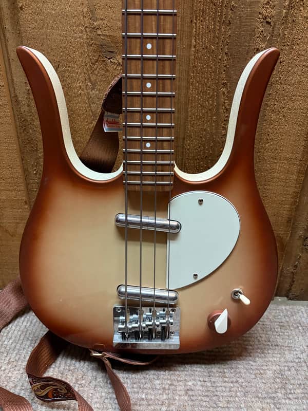 Danelectro Longhorn Bass
