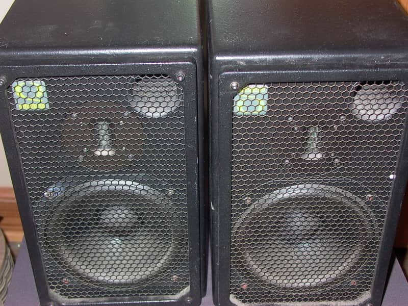 Quested Studio Monitor LT-8 image 1