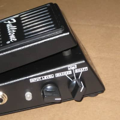 new old stock (2019) very near A+ Fulltone Clyde Deluxe, Black (orig Feet&Screws were switched to new Dunlop feet/screws)+ battery, strings, & copy of Owner's Manual (NO box, NO orig paperwork, NO sticker) image 8