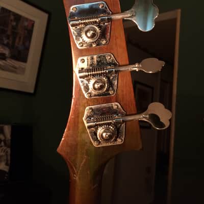 The first Hamer Standard Bass! Custom Built for Cheap Trick’s Tom Petersson 1974 Green Sunburst image 8