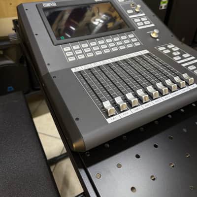 Mixer digitale da palco Oqan  Q24D Pro image 2