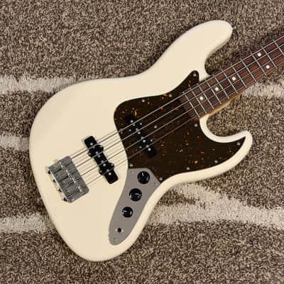 AS NEW & RARE! 2012 Fender Japan Jazz Bass Limited JB62M VWH 32" Medium Scale MIJ image 1