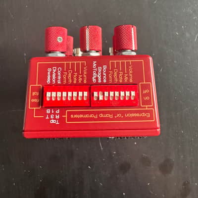 Chase Bliss Audio Wombtone Analog Phaser mkII 2015 - 2018 - Graphic image 3