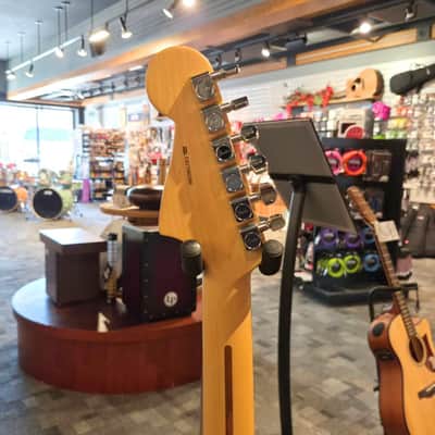 2017 Fender Limited Edition American Professional Jazzmaster - Silverburst (8 lb 10 oz) image 6