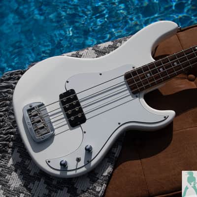 G&L Tribute Series Kiloton with Rosewood Fretboard - Alpine White w Hard Case & Pro Set Up - Perfect Frets/Action/Intonation! image 11