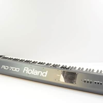 Roland RD-700 88-Key Digital Piano  w/ Gig Bag RD700 image 12