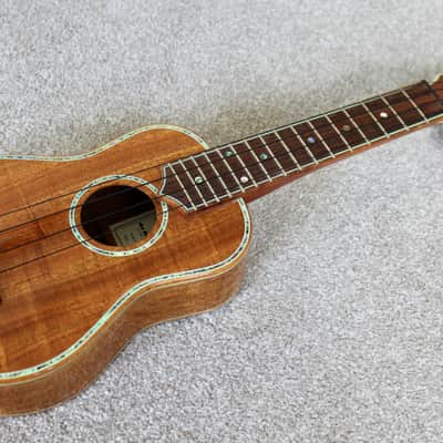 Brand New Maui Music Peter Lieberman Koa Deluxe Soprano Ukulele W/ Carrying Case image 3