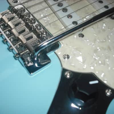 Squier Paranormal Series Cyclone 2020 - Daphne Blue image 5