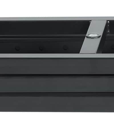 Gator GFW-UTILITY-TBL Frameworks Heavy-Duty Utility Table image 3