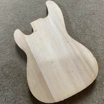 Basswood 4 String Precision Bass Style Body image 5
