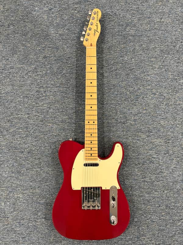 Fender Highway One Telecaster with Maple Fretboard 2006 - 2011 - Midnight Wine Transparent