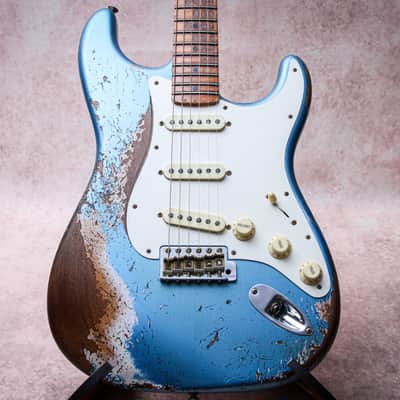 FENDER USA Custom Shop Ltd Red Hot Stratocaster Super Hvy Relic "Lake Placid Blue + Maple" (2024) image 5