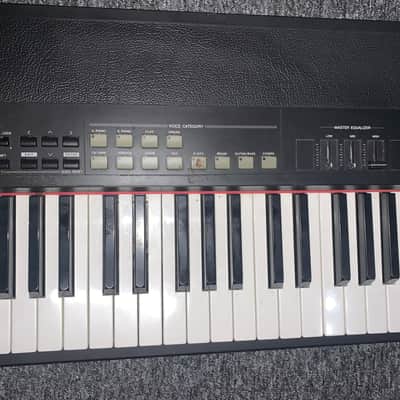 Yamaha CP40 Graded Hammer Stage Piano 2010s - Black image 6