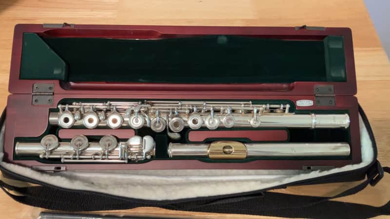 Pearl 665 Coda Flute - 10k gold lip, C# trill, new case and cover image 1