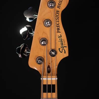 Squier Classic Vibe '70s Precision Bass, Maple Fingerboard, Walnut image 9