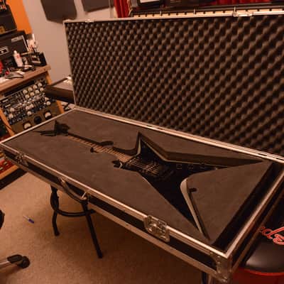 Washburn Dimebag Darrell Pantera Stealth Dime 2ST Signature Guitar 333 + Flight Case Dean image 1