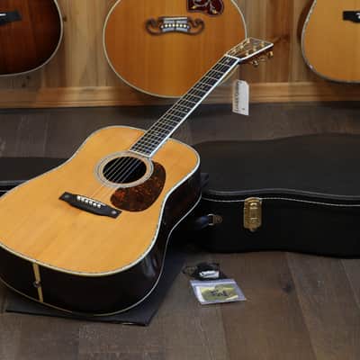 Immagine 2013 Martin D-42 Dreadnought Acoustic Guitar Natural + OHSC - 1