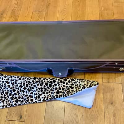 Koda Violin case, Leopard skin interior image 3