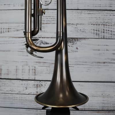 *USED* Yamaha YTR2320 Trumpet image 3