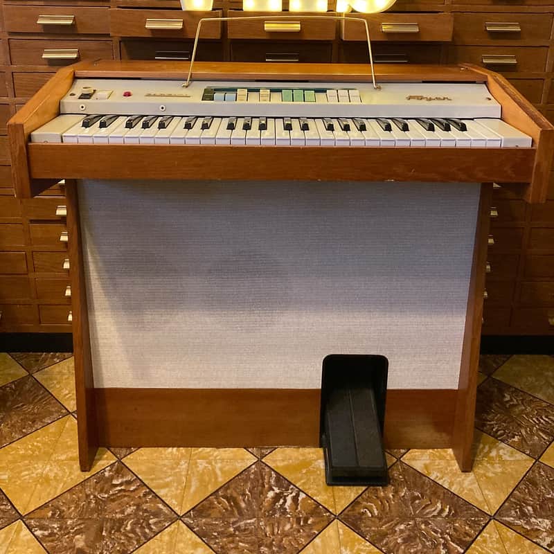 Farfisa Foyer 49-Key Organ image 1