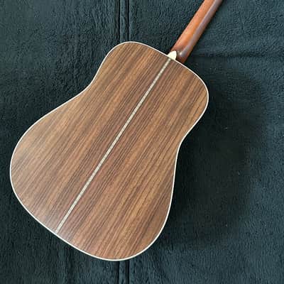 Martin D-28 Satin Amberburst #2770097 / 4lbs. 6.6 oz image 4