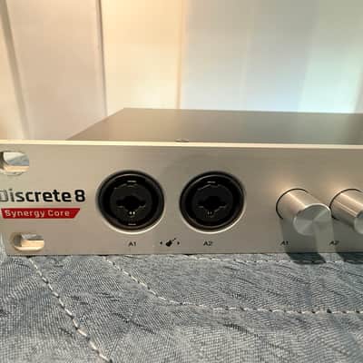 Antelope Audio Discrete 8 Synergy Core Thunderbolt / USB Audio Interface with Onboard DSP 2019 - Present - Silver image 2