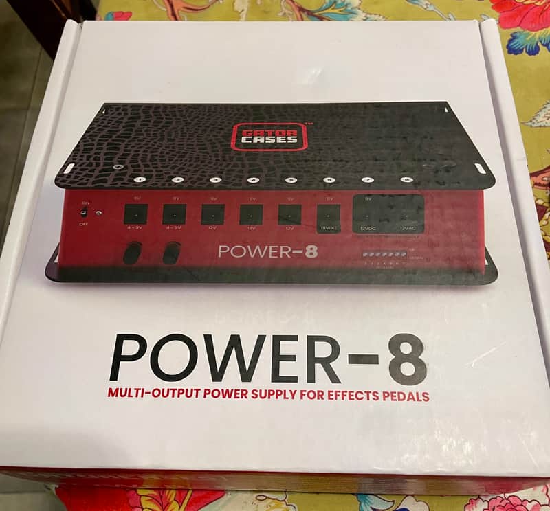 Gator GTR-PWR-8 Power Supply With 8 Isolated Outputs 2010s - Black