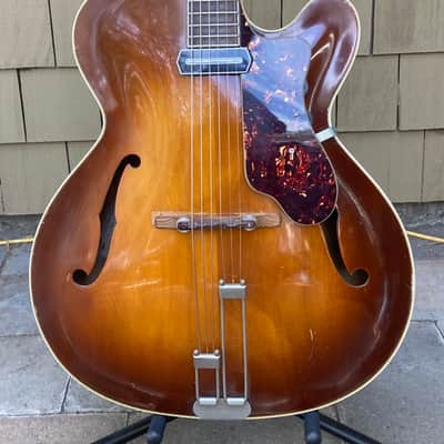Epiphone Triumph Regent 1951 - Sunburst image 1