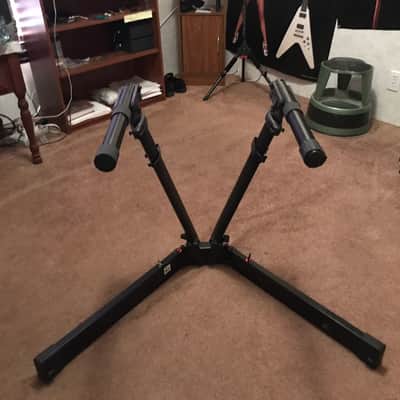 Ultimate Support VS88B V Stand Pro Keyboard Stand image 3
