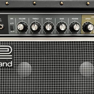 Roland JC-22 Jazz Chorus 2-Channel 30-Watt 2x6.5" Guitar Combo 2016 - Present - Black image 5