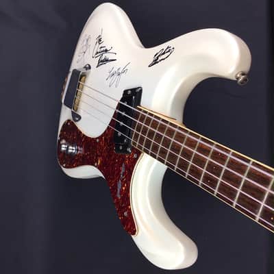 Mosrite Ventures Bass 1965 Pearl White - Signed By The Ventures image 3