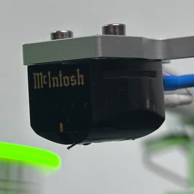 McIntosh MTI100 Integrated Tube Turntable image 12
