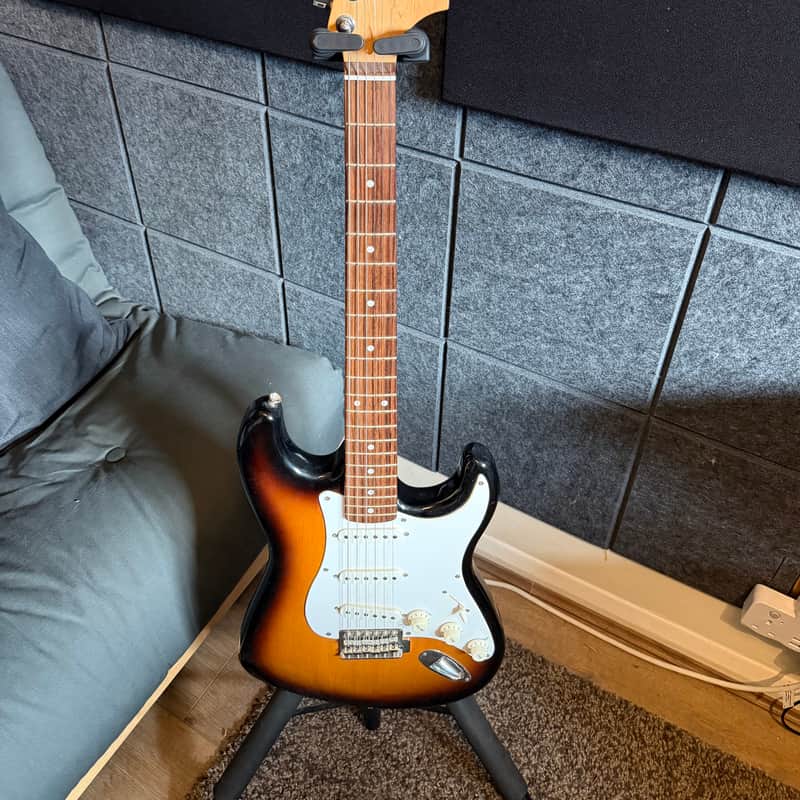 Squier Stratocaster 20th anniversary edition Sunburst