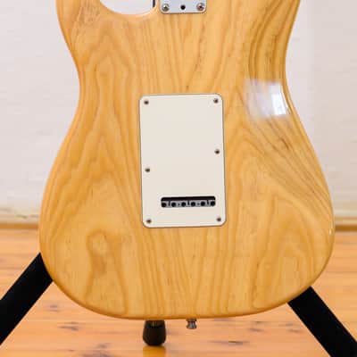 Fender American Stratocaster - Natural Ash 2001 image 7