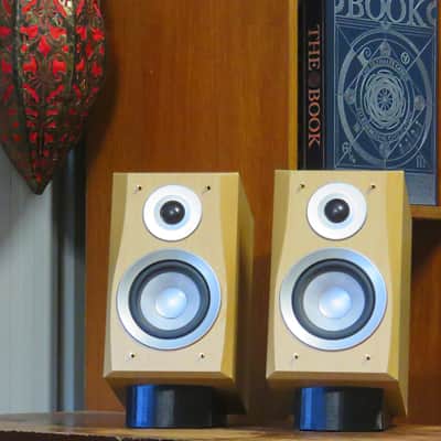 DENON USC-M30 Bookshelf 2-Way 100 Watt Speakers image 6