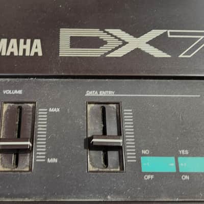 VINTAGE CLASSIC! Yamaha DX7 Keyboard Synthesizer 1983-87 Japan image 10