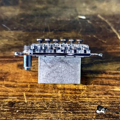 Floyd Rose Tremolo Bridge 32 Locking Tremolo Tailpiece (2010s - Chrome) image 6