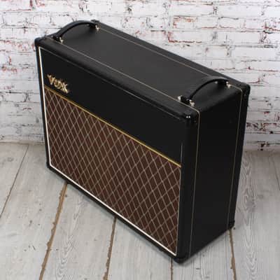 VOX - 212C 16ohm 2x12" 60W Guitar Amplifier Cabinet - w/Celestion 100 Alnico Speakers - USED image 3