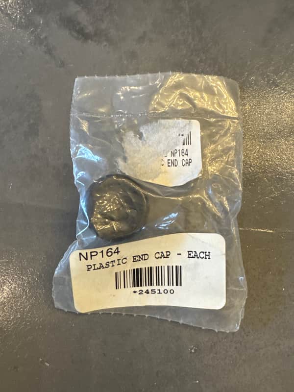 Pearl NP-164 - Black plastic end cap imagen 1