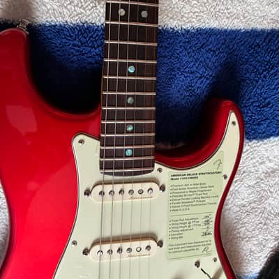 Fender American Deluxe Stratocaster with Rosewood Fretboard 2002 - 2003 - Chrome Red image 2