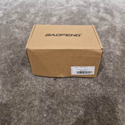 Baofeng UV-5R Black Receiver - Like New w/ Original Box & charging port, Antennae image 15