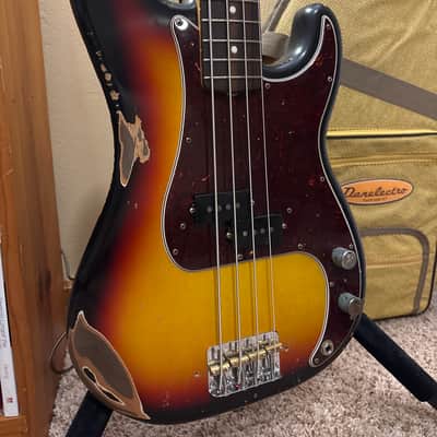 Fender 1963 Vintage Reissue P-bass 2017 - Crucible Professional Relic image 2
