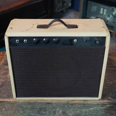 Pierce Combo Amp 1970s Blond image 2