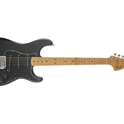 1982 Fender Stratocaster Guitar #E200287 image 5