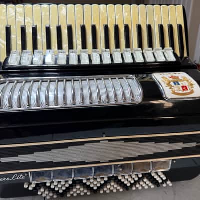 NOBLE AeroLite 4 Reed Accordion LMMH image 8