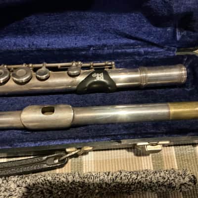 Armstrong 104 Student Model Closed-Hole Flute with C Foot, Offset G 2010s - Silver-Plated image 5