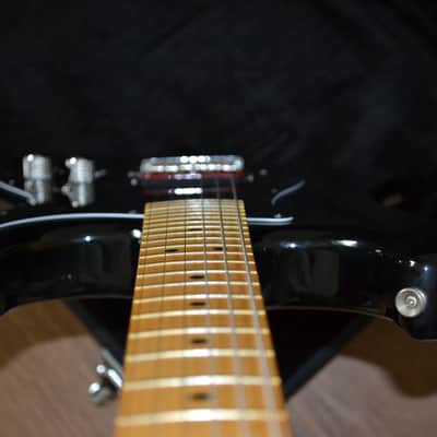 Custom Build Strat-Style - Gloss Black - Seymour Duncan Black Winter Pickup image 10