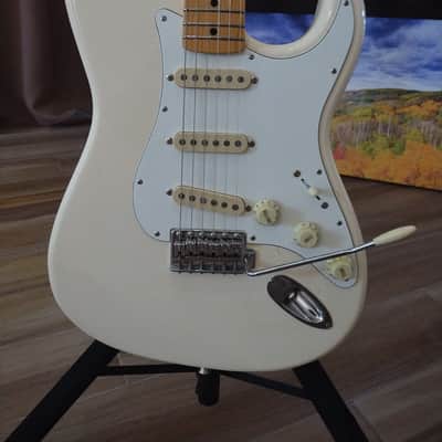 Fender JV Modified '60s Stratocaster 2022 - 2024 - Olympic White image 1